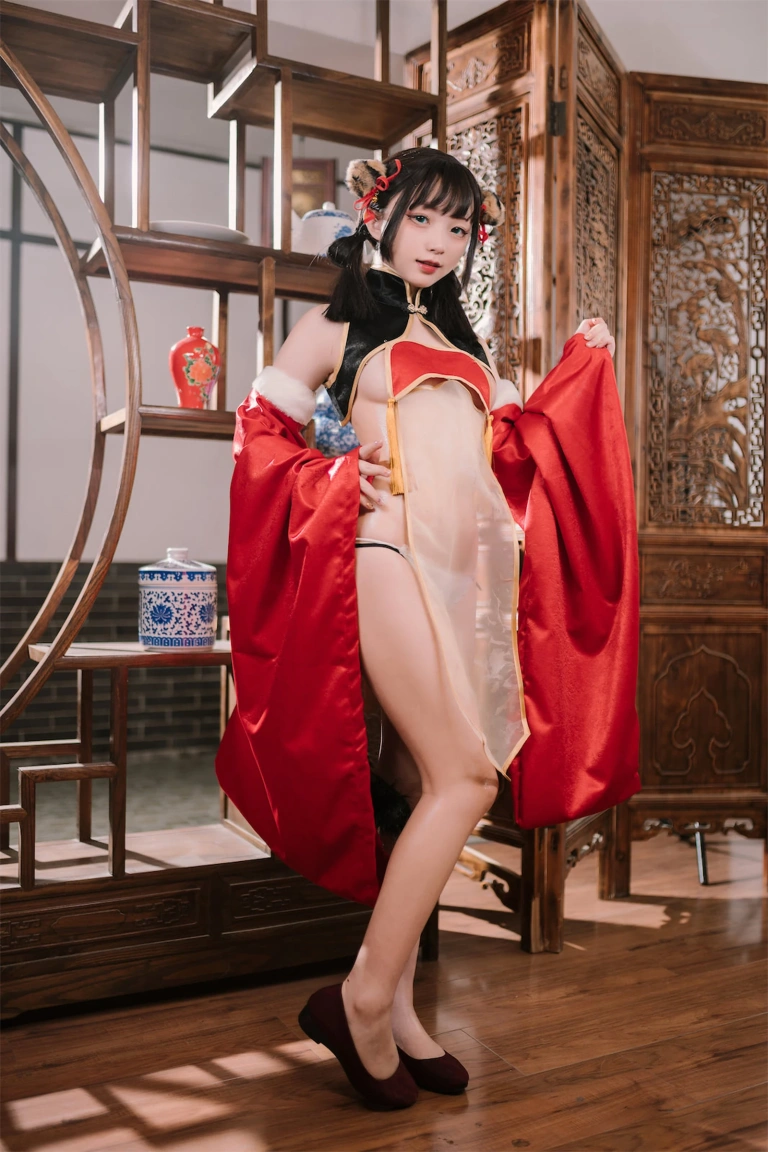 花铃《虎团团》写真图集 84P｜在线预览与图包下载
