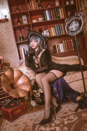 宮本桜《柴郡旗袍 音乐绚烂CaitSith》写真图集 20P｜在线预览与图包下载