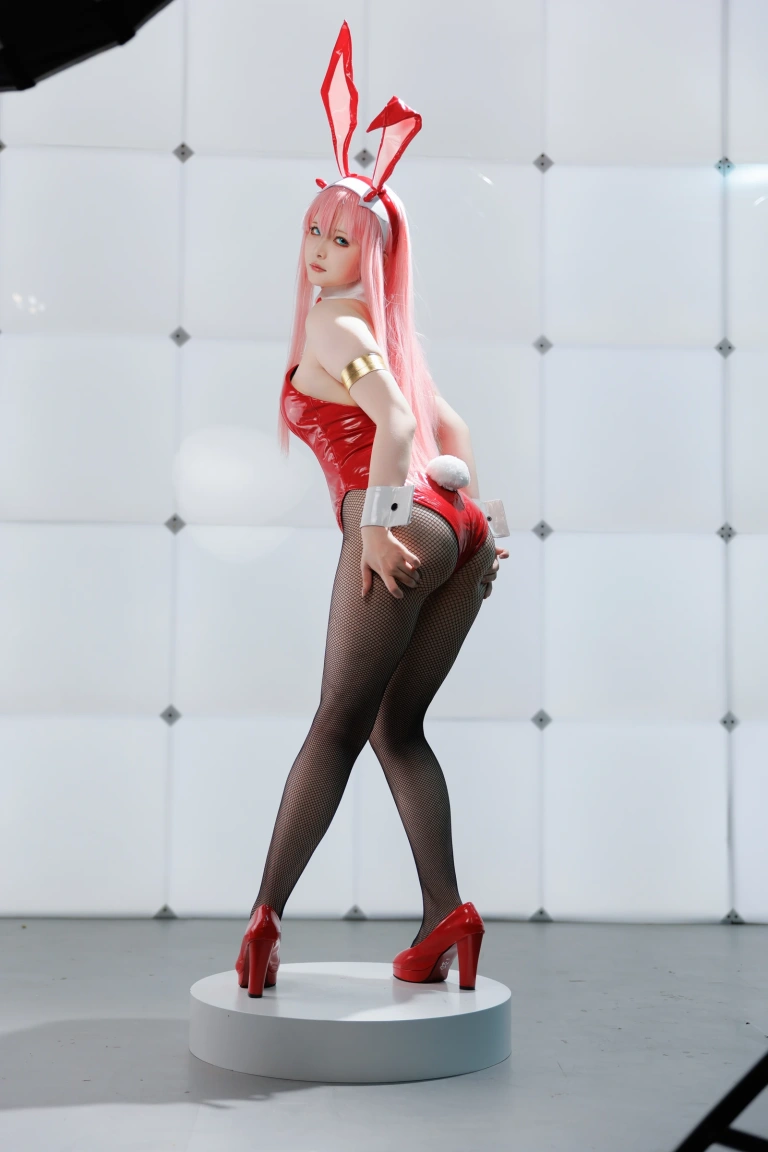 屿鱼《Zero Two》写真图集 39P｜在线预览与图包下载