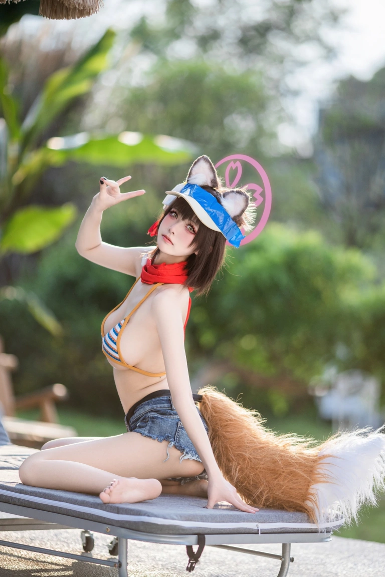 九柒喵《水忍忍》写真图集 18P｜在线预览与图包下载