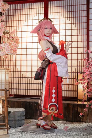 樱岛嗷一《八重神子》写真图集 20P｜在线预览与图包下载