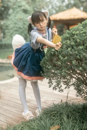 幼水铃衣《小猫猫》写真图集 25P｜在线预览与图包下载