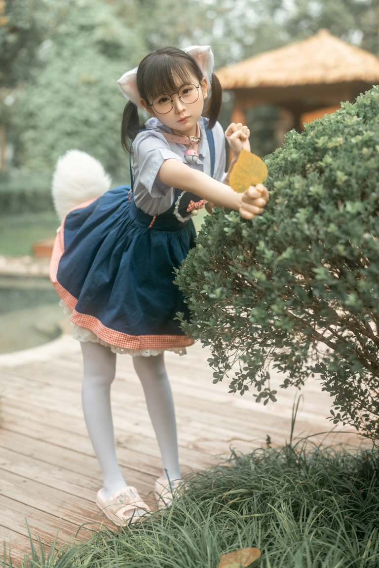 幼水铃衣《小猫猫》写真图集 25P｜在线预览与图包下载
