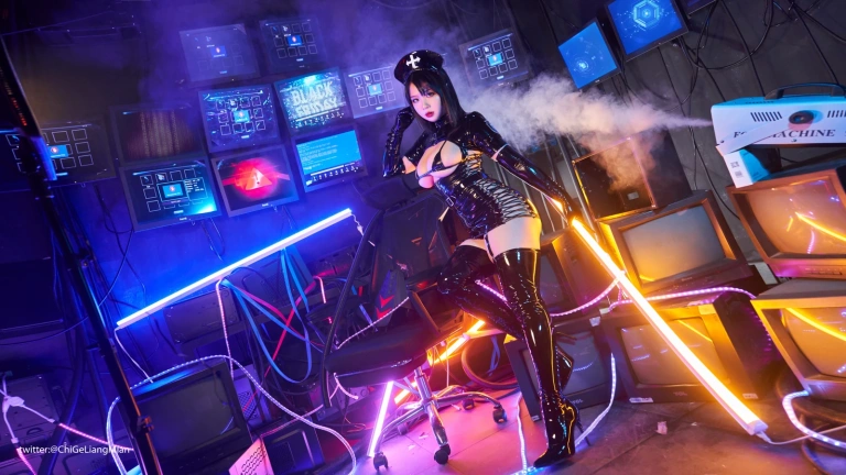 皮皮奶《黑暗护士》写真图集 40P｜在线预览与图包下载