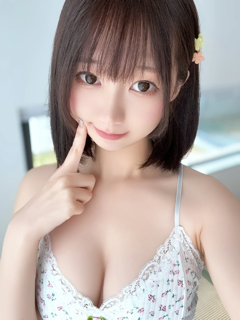 雫しずく《[Fantia] 2025年01月订阅》写真图集 391P｜在线预览与图包下载