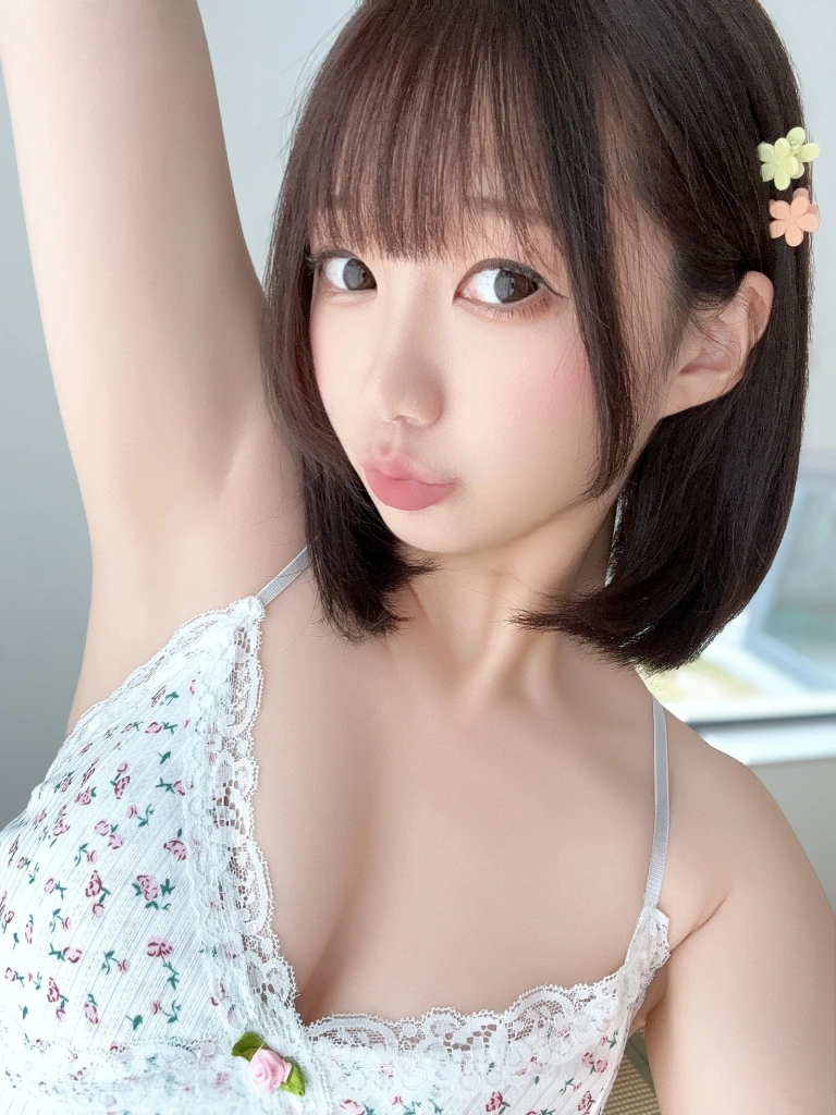 雫しずく《[Fantia] 2025年01月订阅》写真图集 391P｜在线预览与图包下载