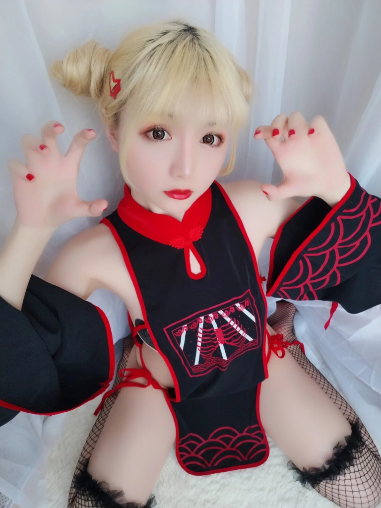 星之迟迟《VOL.2 幼齿僵尸包》写真图集 61P｜在线预览与图包下载