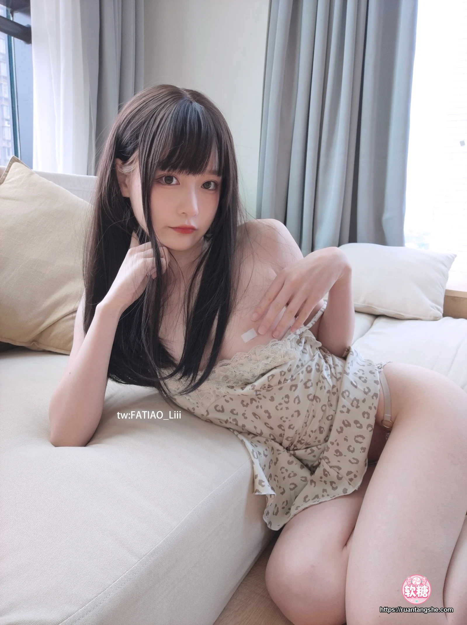 迷之呆梨 迷之呆梨 NO.003 - 豹纹睡衣