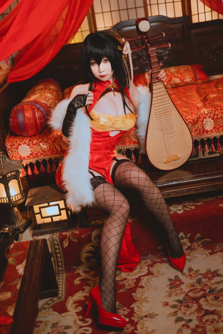 贞子蜜桃《大凤旗袍》写真图集 10P｜在线预览与图包下载