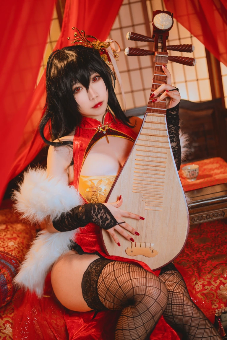 贞子蜜桃《大凤旗袍》写真图集 10P｜在线预览与图包下载