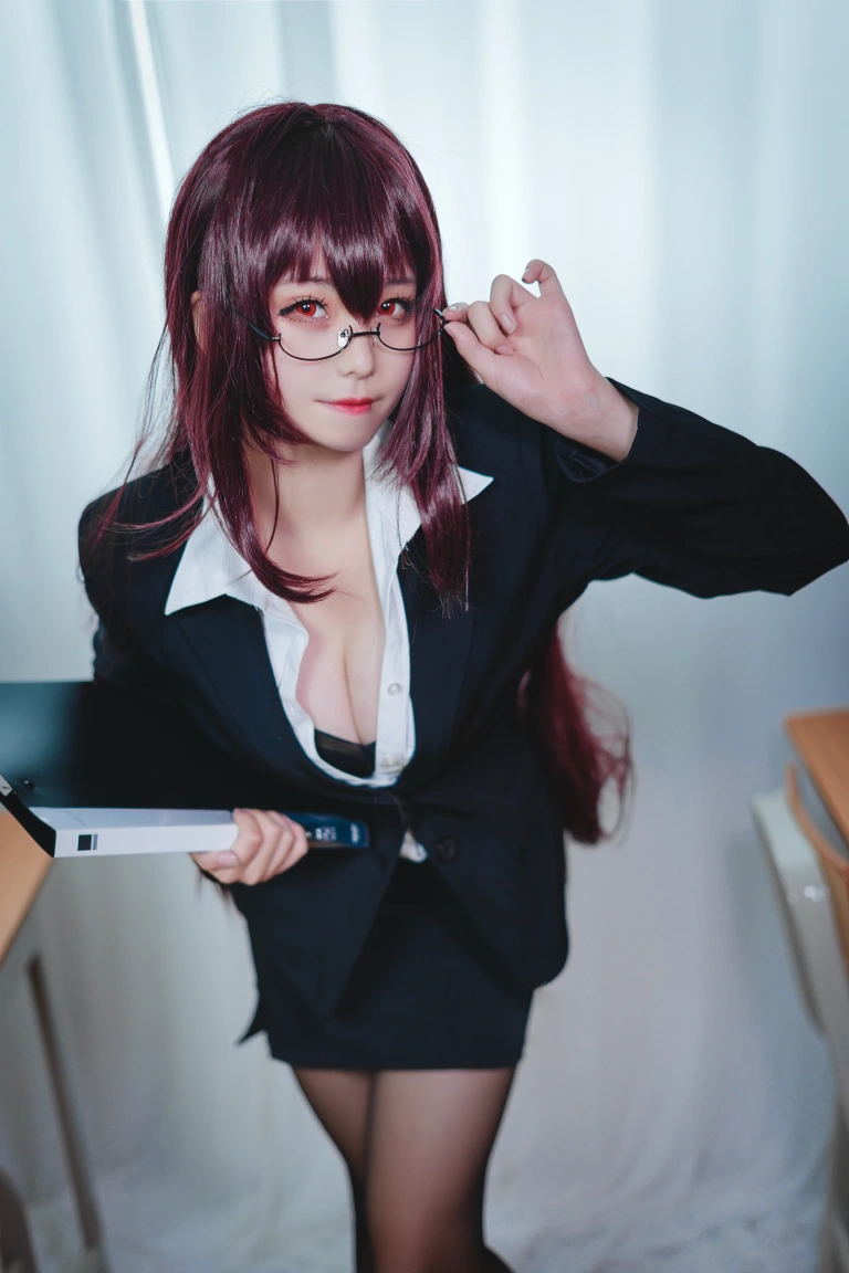 蜜汁猫裘《师匠教师》写真图集 11P｜在线预览与图包下载