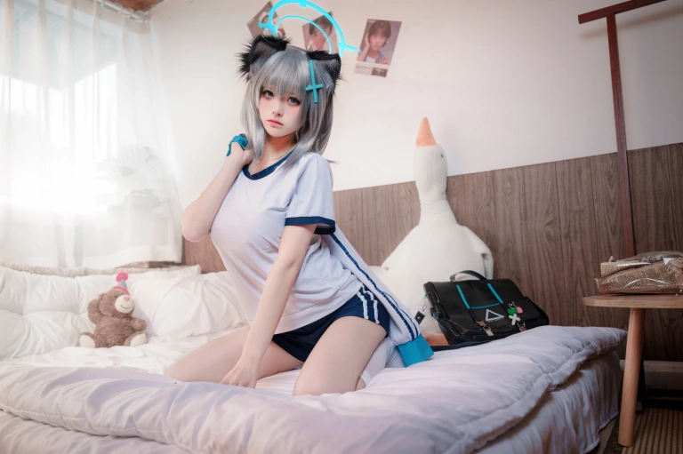 九柒喵《体操服白子》写真图集 17P｜在线预览与图包下载