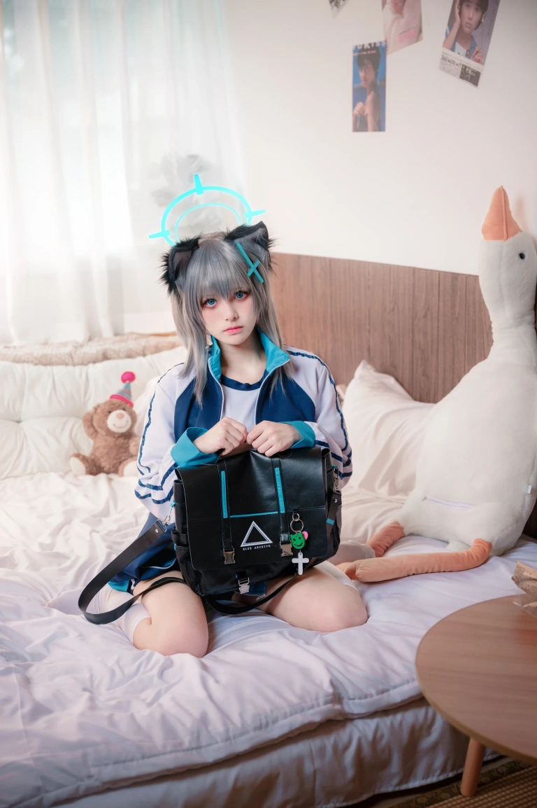 九柒喵《体操服白子》写真图集 17P｜在线预览与图包下载