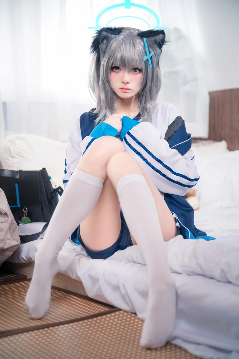 九柒喵《体操服白子》写真图集 17P｜在线预览与图包下载