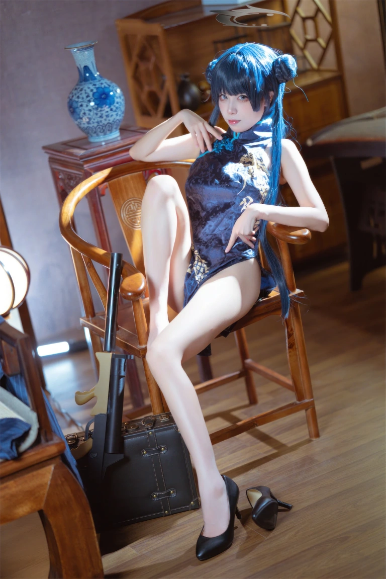 三無人型《碧蓝档案 妃咲旗袍》写真图集 42P｜在线预览与图包下载