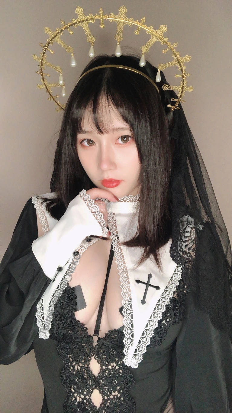 一只废喵《Fantia 2022年09月会员合集》写真图集 35P｜在线预览与图包下载