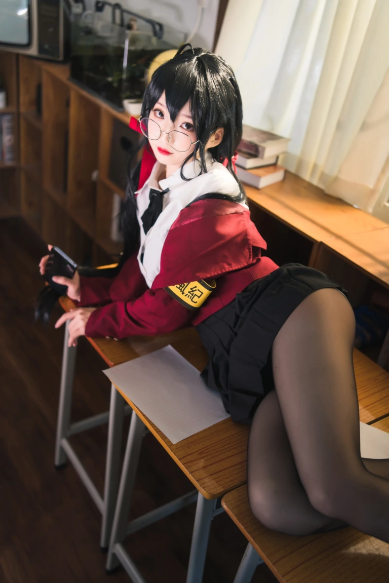 狐玖玖《碧蓝航线 大凤JK》写真图集 20P｜在线预览与图包下载