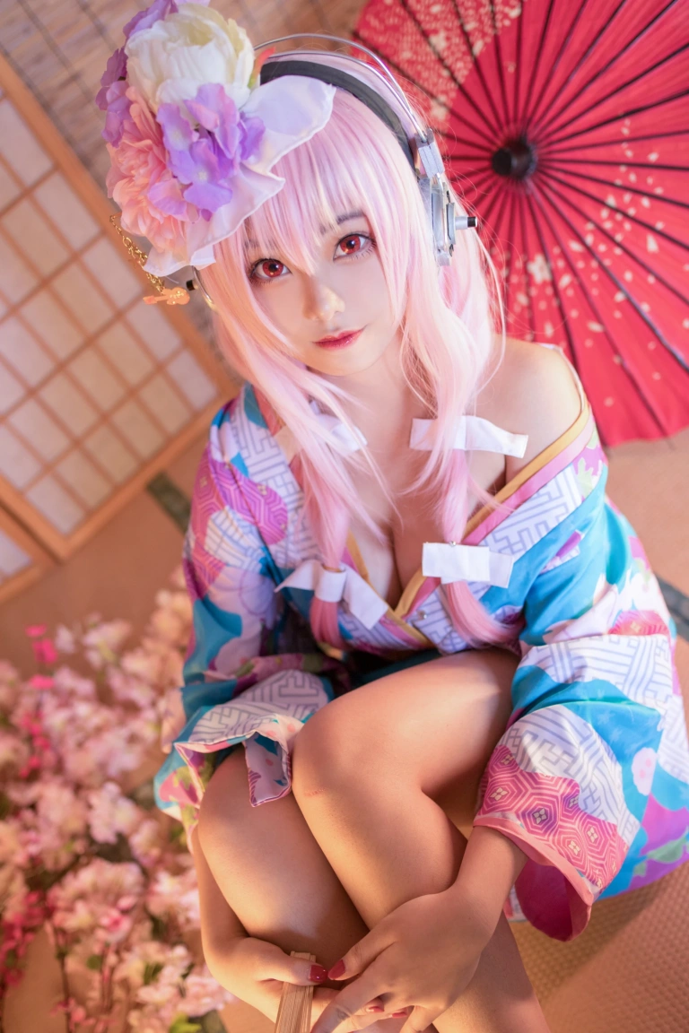 蜜汁猫裘《索尼子和服》写真图集 19P｜在线预览与图包下载