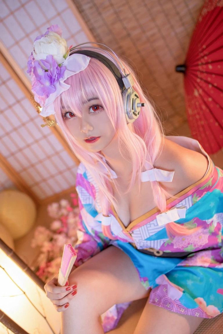 蜜汁猫裘《索尼子和服》写真图集 19P｜在线预览与图包下载
