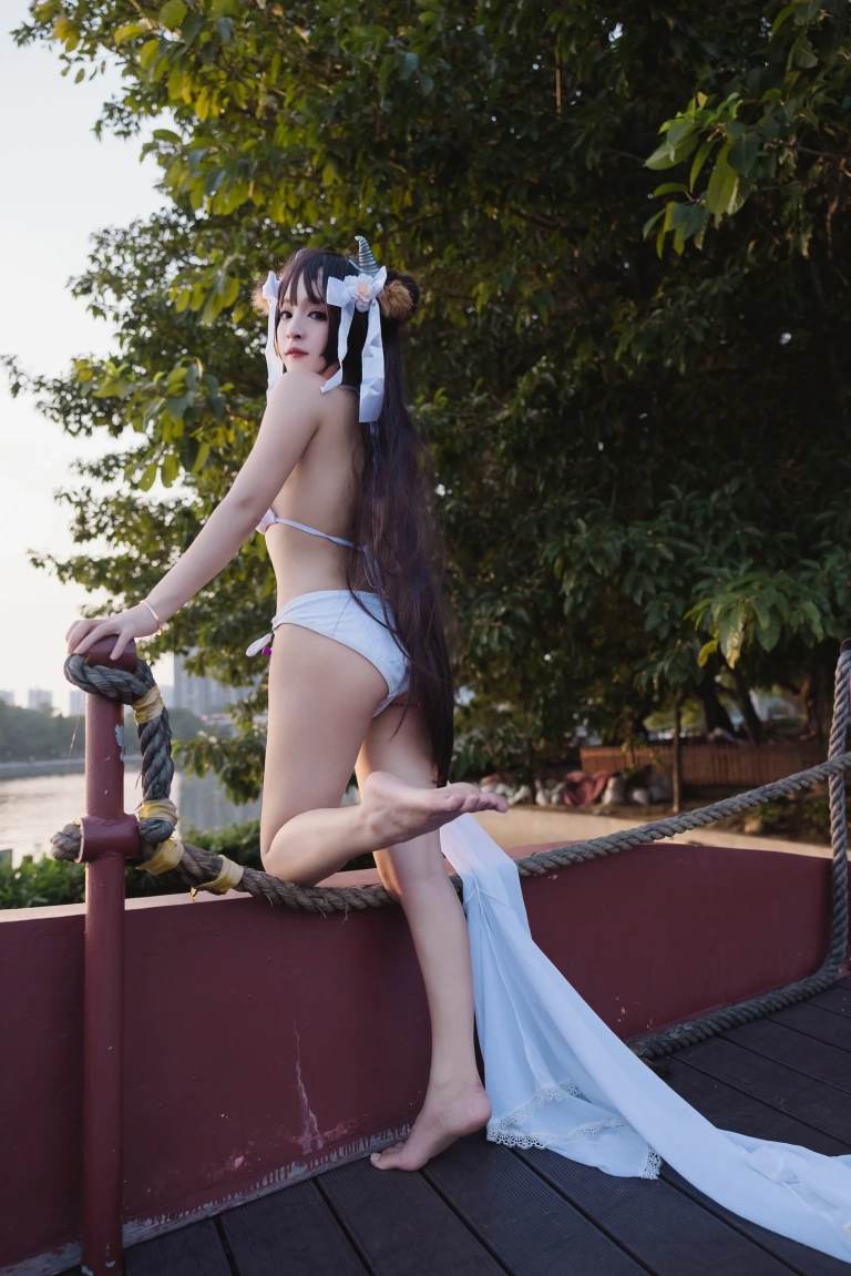 九九八《牛牛吖》写真图集 26P｜在线预览与图包下载