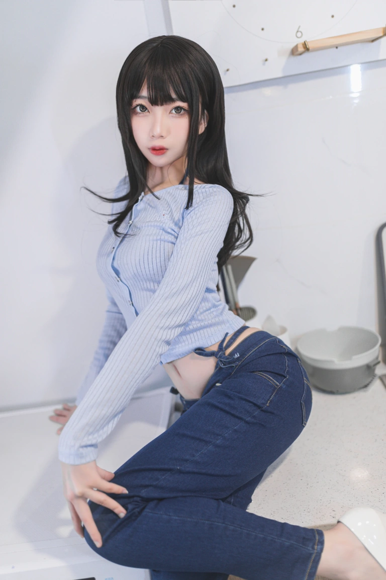 杏仁曲奇《吉他妹妹 2.0版》写真图集 41P｜在线预览与图包下载