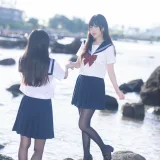 三無人型《水手服百合黑丝（&不呆猫）》写真图集 51P+1V｜在线预览与图包下载