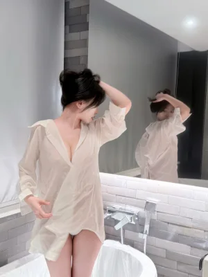真宝《白衬衫》写真图集 53P+2V｜在线预览与图包下载