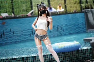 三水子《猫猫蓝白比基尼》写真图集 85P+1V｜在线预览与图包下载