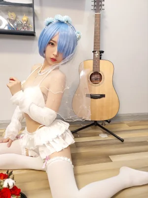 小女巫露娜《蕾姆婚纱》写真图集 29P｜在线预览与图包下载