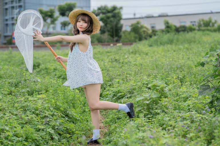 花铃《田野》写真图集 39P｜在线预览与图包下载
