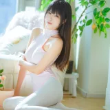 三無人型《白丝桃子》写真图集 60P｜在线预览与图包下载