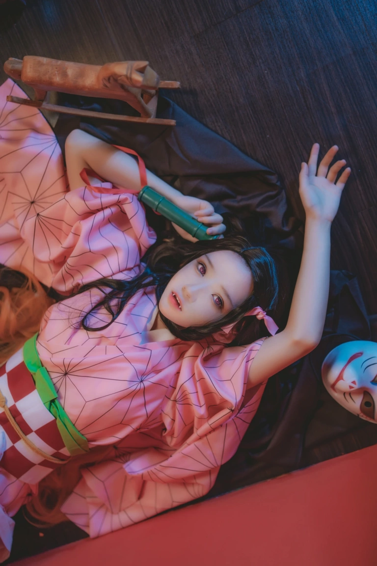 桜桃喵《鬼灭之刃 灶门祢豆子》写真图集 21P｜在线预览与图包下载