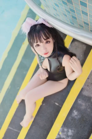 九九八《最爱泳装》写真图集 22P｜在线预览与图包下载
