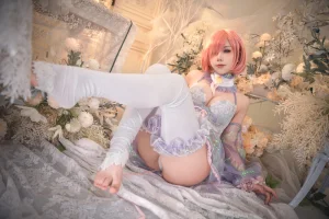 一北亦北《玛修同人服》写真图集 24P｜在线预览与图包下载