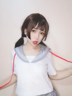 芋圆侑子《白丝jk》写真图集 72P+8V｜在线预览与图包下载