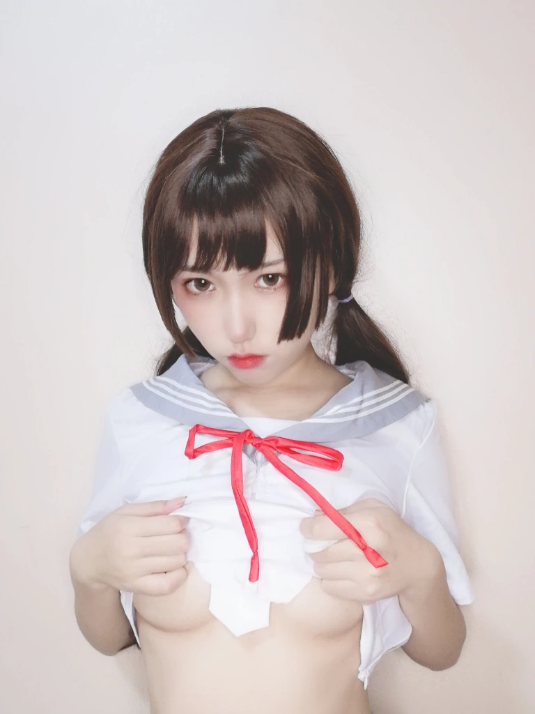 芋圆侑子《白丝jk》写真图集 72P+8V｜在线预览与图包下载