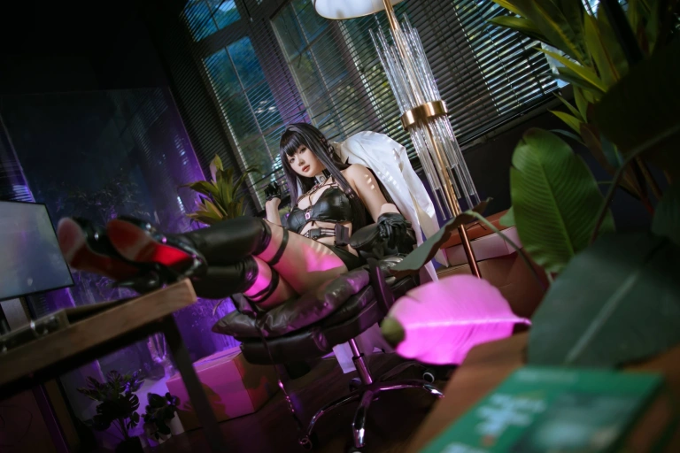 屿鱼《Nikke》写真图集 41P｜在线预览与图包下载