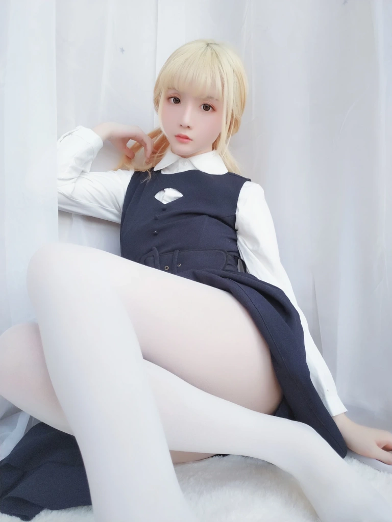 星之迟迟《VOL.6 假日快乐包》写真图集 63P｜在线预览与图包下载
