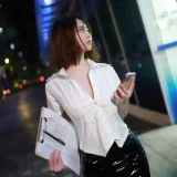 上杉绘黎落《原创 被人跟踪》写真图集 101P｜在线预览与图包下载