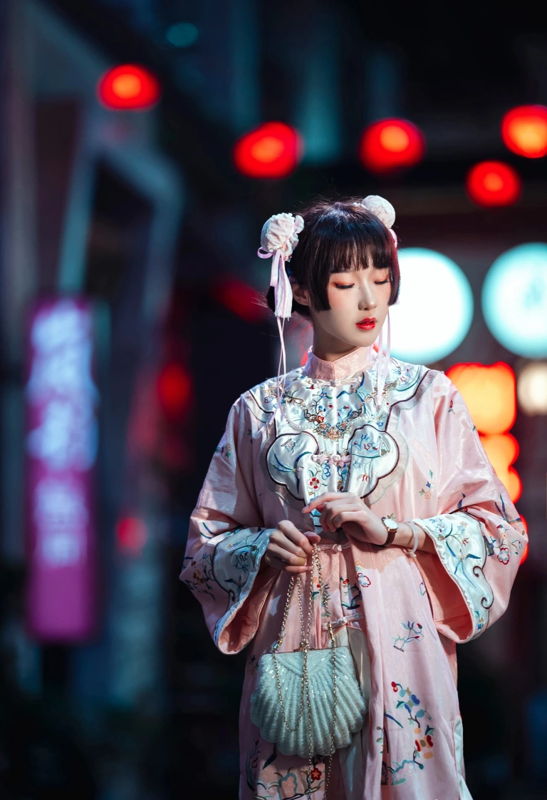 阿包也是兔娘《国潮少女》写真图集 15P｜在线预览与图包下载