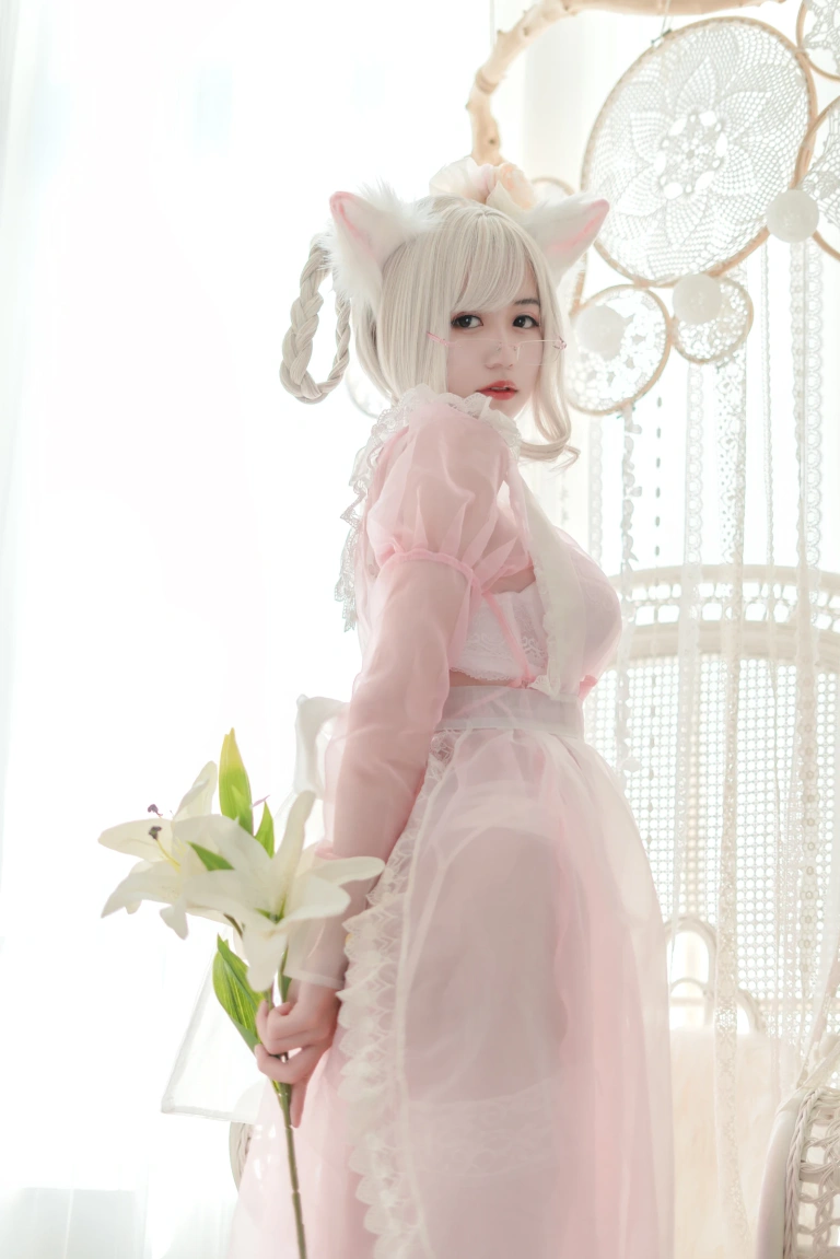 小仓千代《透明女仆粉色》写真图集 24P｜在线预览与图包下载
