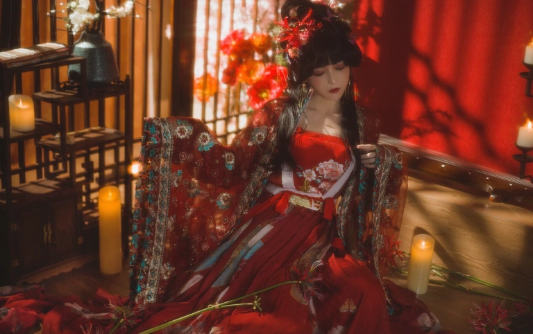 凛子酱《抚绸衣庄》写真图集 26P｜在线预览与图包下载