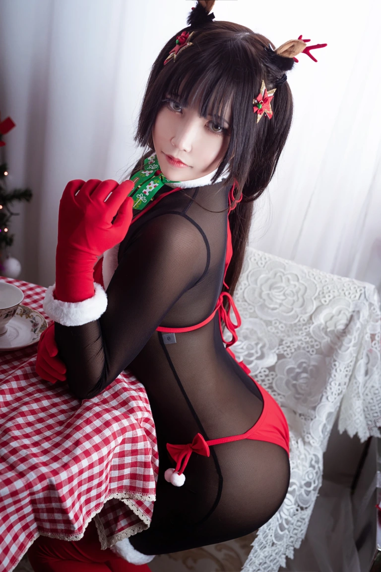 抱走莫子《连体黑丝圣诞比基尼》写真图集 30P｜在线预览与图包下载