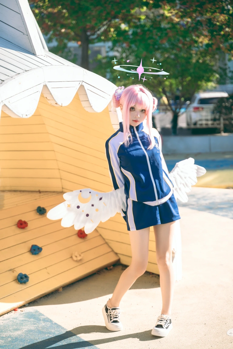 矢量鱼《蔚蓝档案 圣园未花体操服》写真图集 41P｜在线预览与图包下载