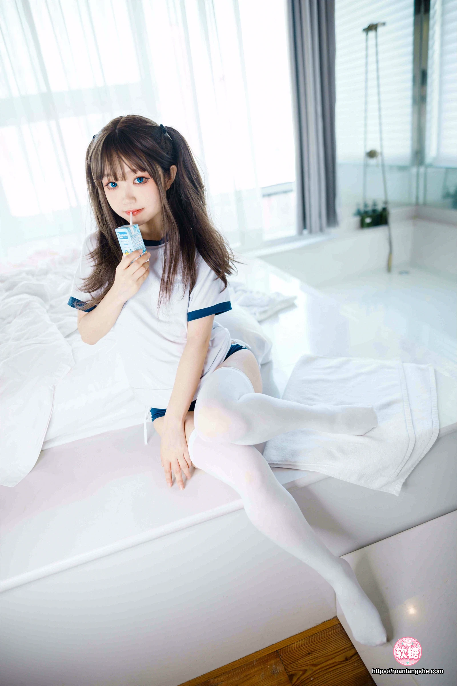 神沢永莉 神沢永莉 NO.007 - 半双马尾体操服大腿袜