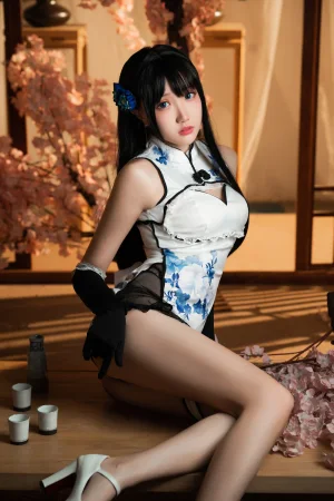 瓜希酱《瓶儿》写真图集 12P｜在线预览与图包下载