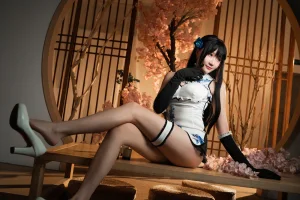 瓜希酱《瓶儿》写真图集 12P｜在线预览与图包下载
