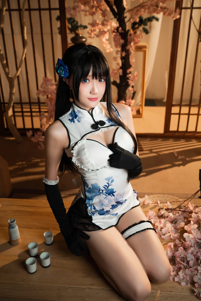 瓜希酱《瓶儿》写真图集 12P｜在线预览与图包下载