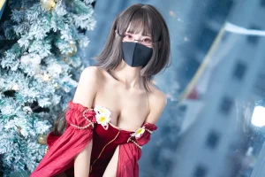 三水子《圣诞礼物》写真图集 20P｜在线预览与图包下载