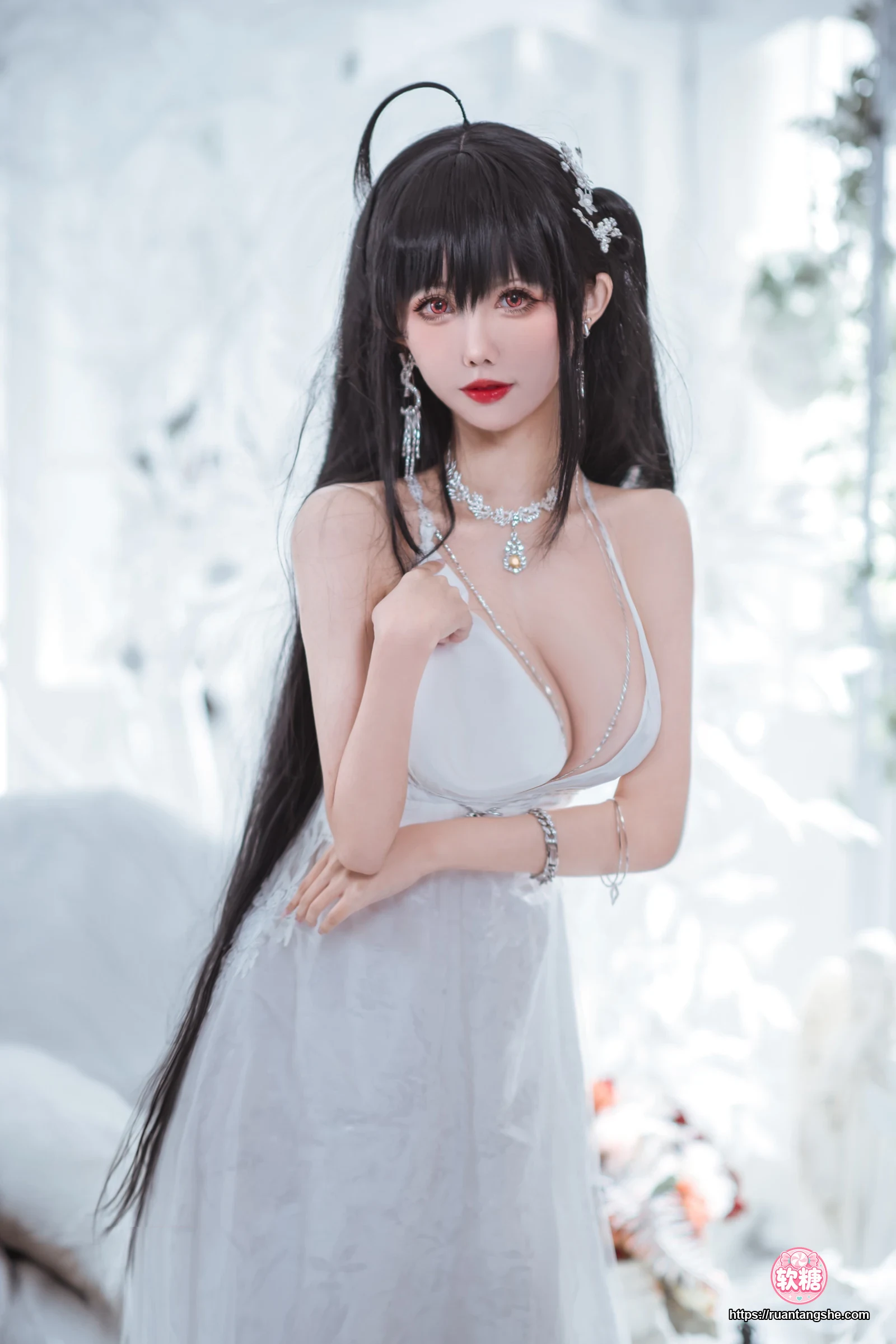 仙女月 仙女月 NO.008 - 大凤纯白婚纱